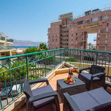 C Class Apartment Eilat Exterior photo